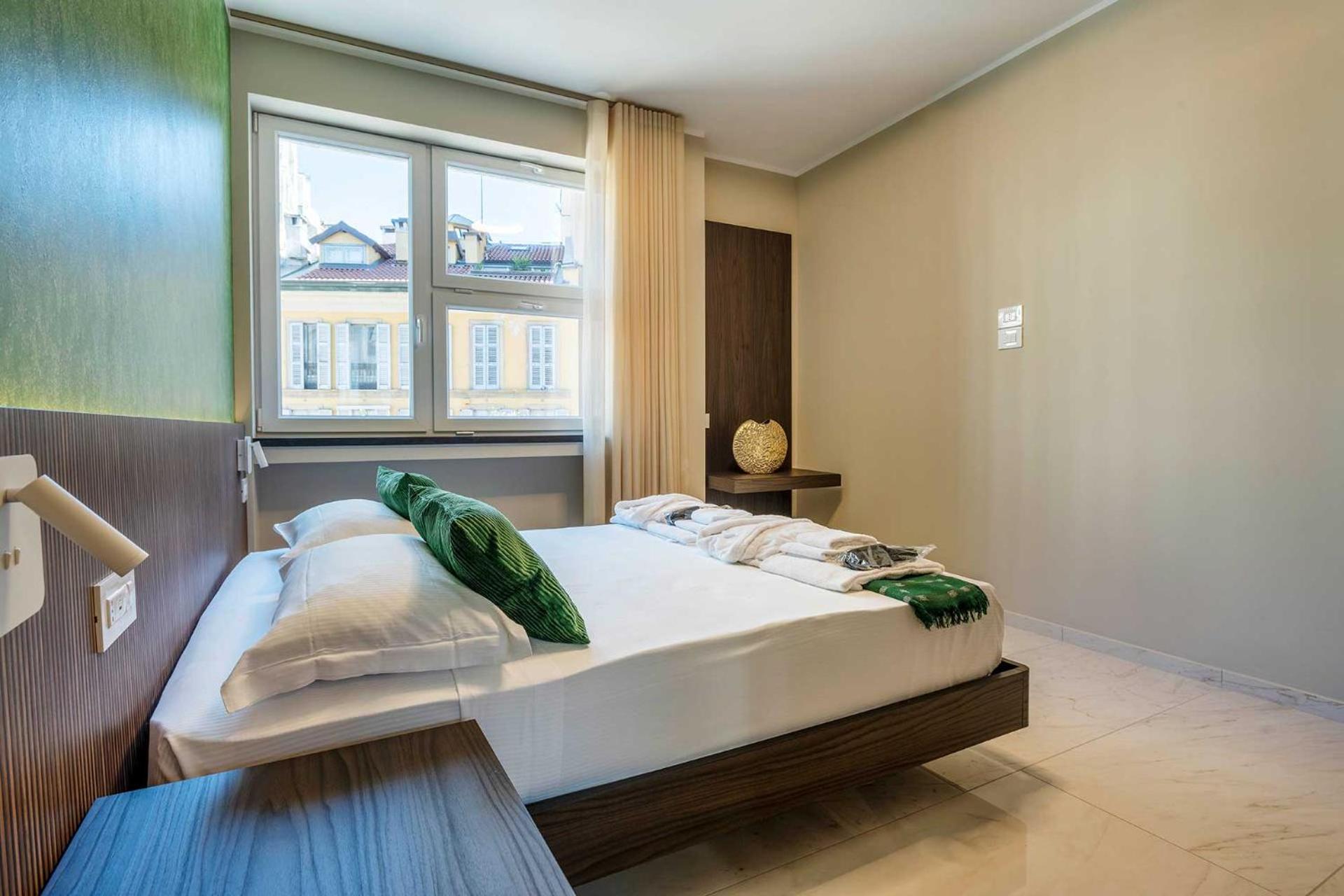 Velasca Tower Apartments Milan Exterior photo